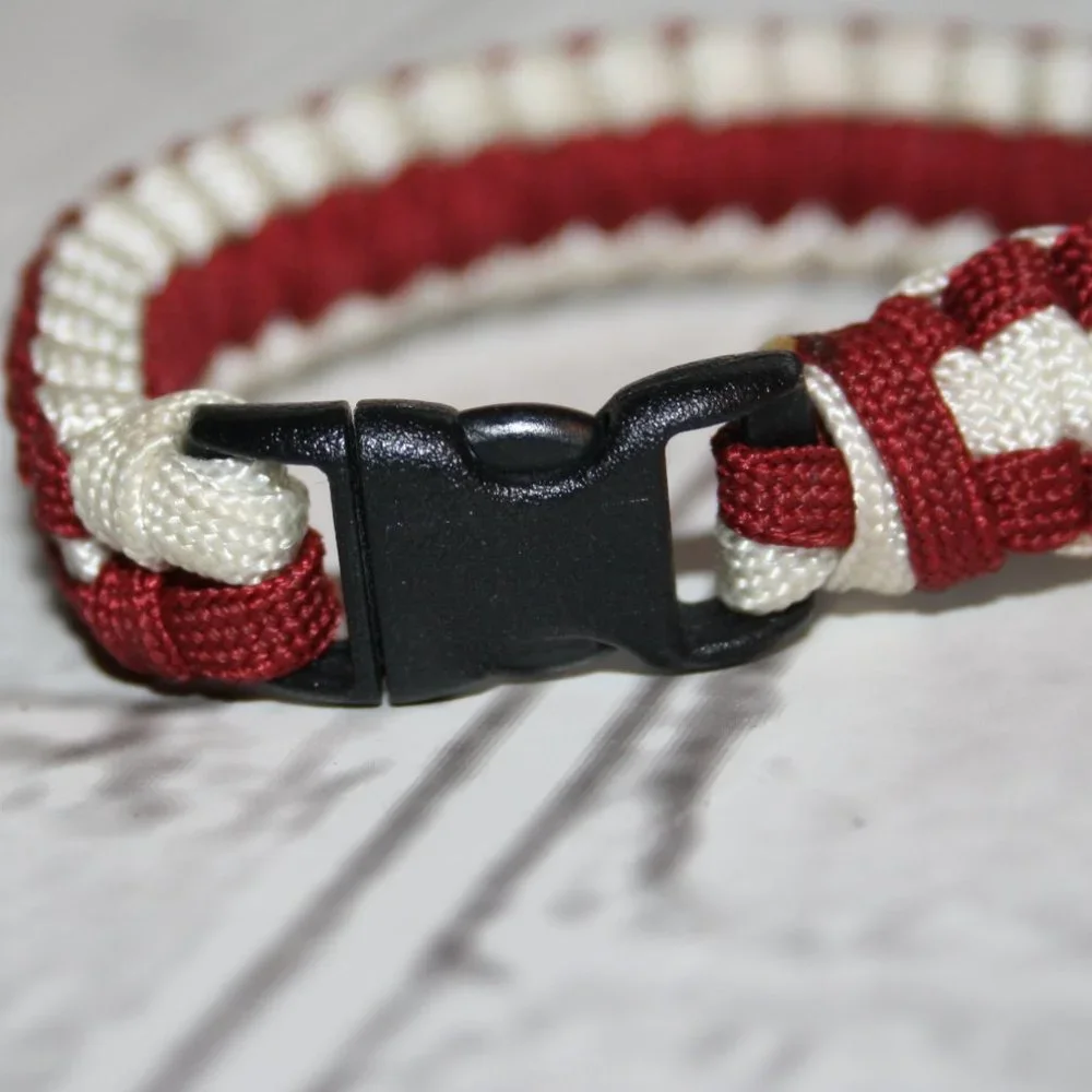 🧵🔴 Maroon + Cream Paracord Bracelet · 7.5